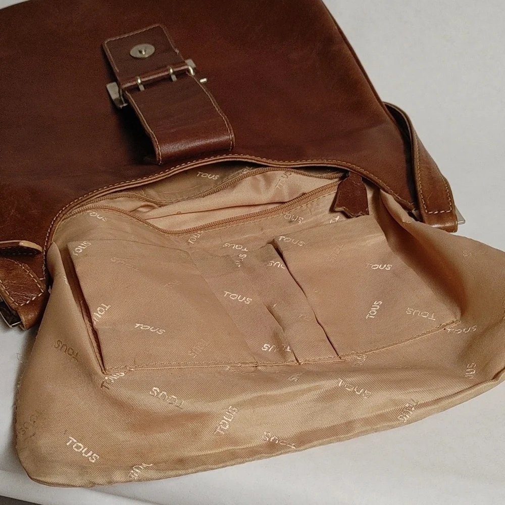 Vintage TOUS Flat Cross Shoulder Cobra & Crocodile Embossed Bag - Picture 12 of 15